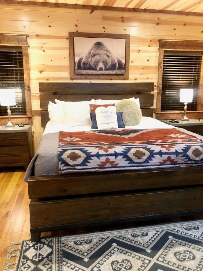 Stone Mountain Lodge 5000Sqft 6 Bed Game Room Pool Table Hot Tub Брокен-Боу Экстерьер фото
